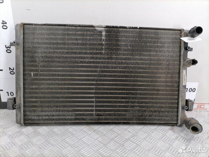 Радиатор основной для Volkswagen Bora 1J0121253AD