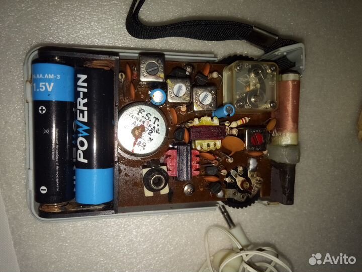 Радиоприемник philips 90 AL078 с наушником