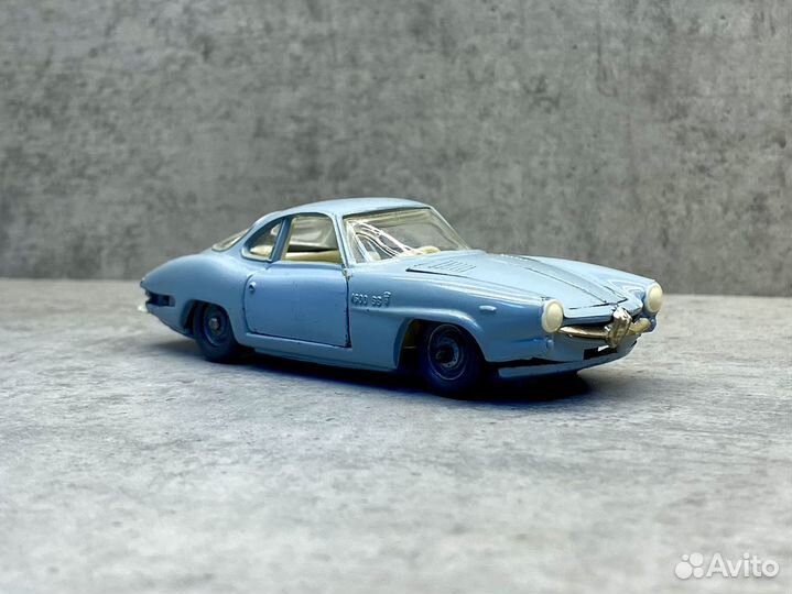 Коллекционная модель Alfa Romeo Giulia SS 1:43