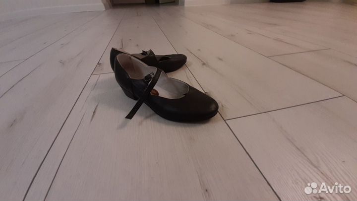 Туфли танцевалные