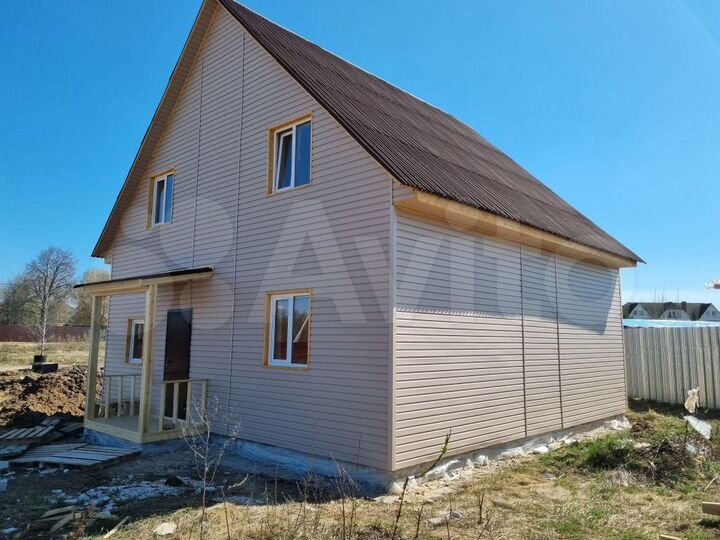 Коттедж 155 м² на участке 5 сот.