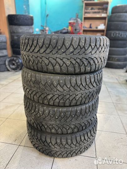 Nokian Tyres Hakkapeliitta 4 205/55 R16 94T