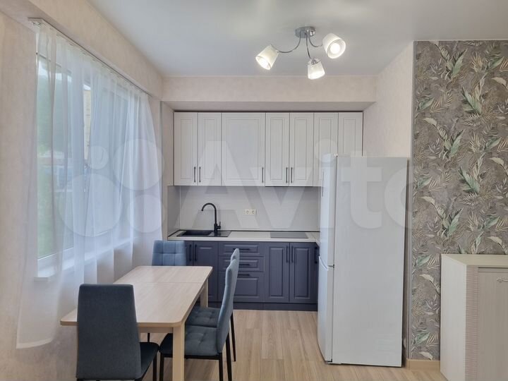 2-к. квартира, 57 м², 3/4 эт.