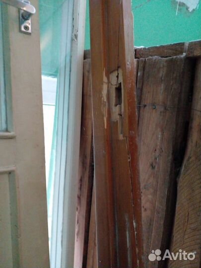 Дверь входная деревянная с коробкой