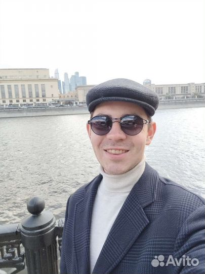 Вокалист певец