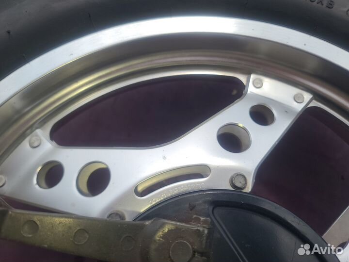 Заднее колесо Honda VT250Z(F) в сборе с маятником