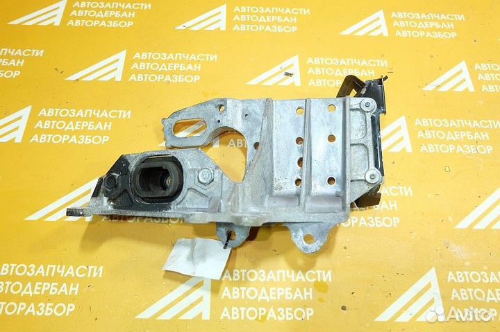 Кронштейн опоры кпп Nissan Qashqai I (2006-2014)