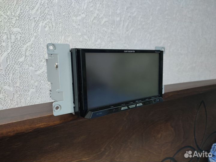 Продам магнитолу Pioneer Carrozzeria Avic-Zh09