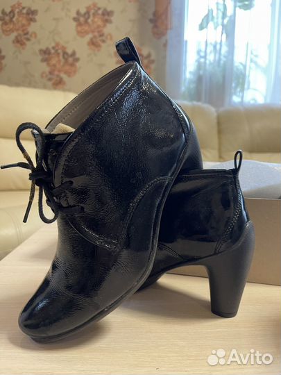 Ботильоны натуральная кожа Ecco 37 р
