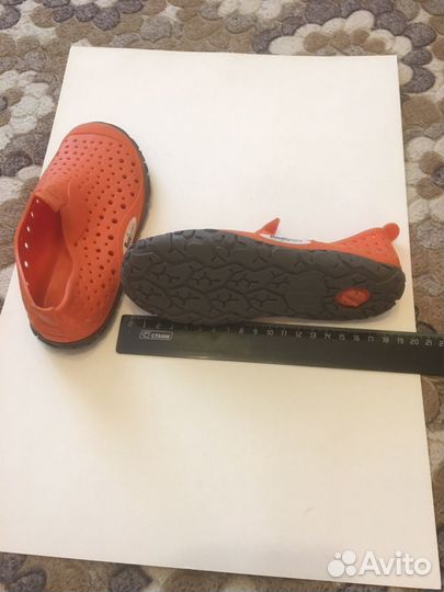 Пляжные коралловые для плавания тапочки Becosport