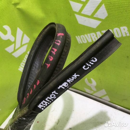 Уплотнитель капота Рено Клио 2 Симбол