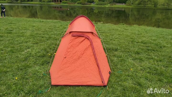 Палатка Forclaz Tent trek 100