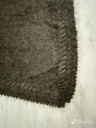 Оренбургский пуховый платок