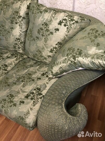 Диваны и кресла