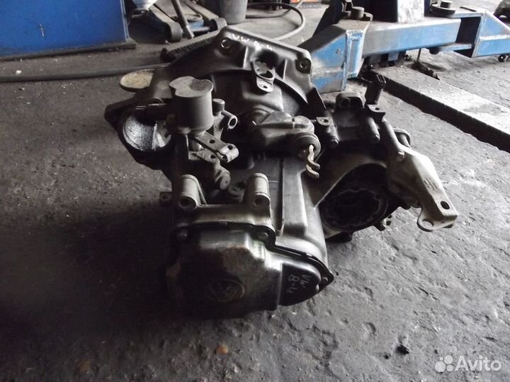 МКПП VW Passat (B3-B4) 1988-1993 2.0