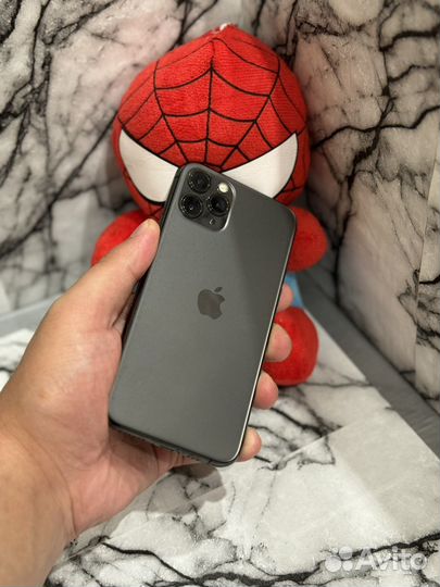 iPhone 11 Pro, 64 ГБ