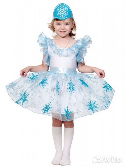 Продаю новогодний костюм снежинки