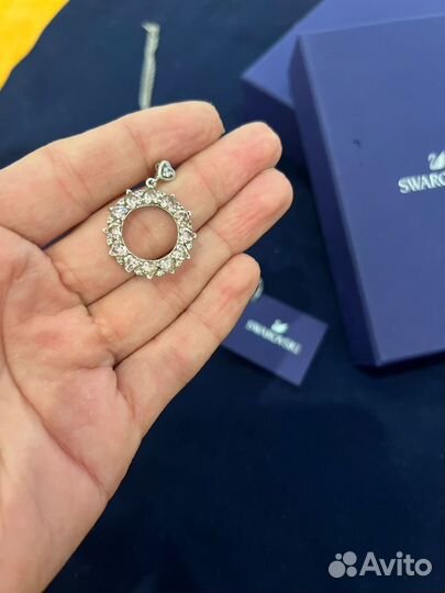 Колье swarovski
