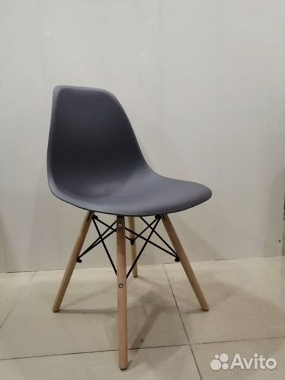 Стул для кафе и дома «Eames DSW»