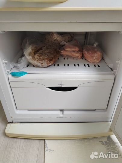 Холодильник atlant двухкамерный бу