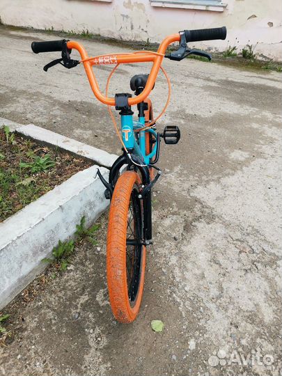 Трюковой велосипед bmx