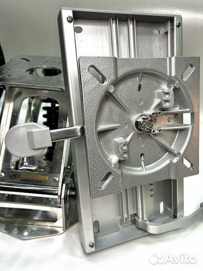 Слайдер с поворотной платформой RodStars