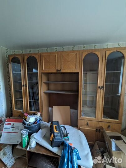 Стенка в гостиную бу