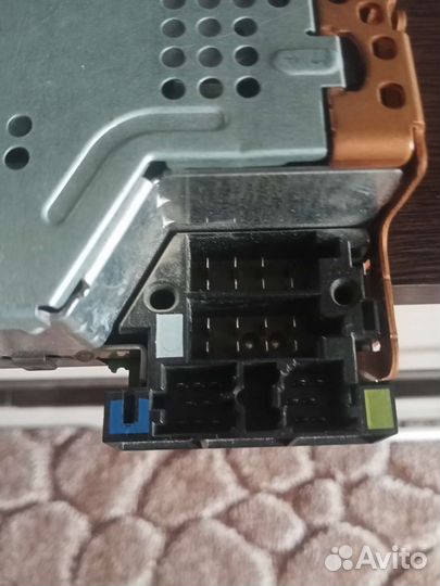 Штатный магнитофон Renault