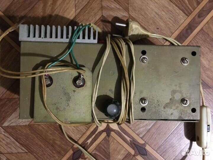 Блок питания 9 вольт