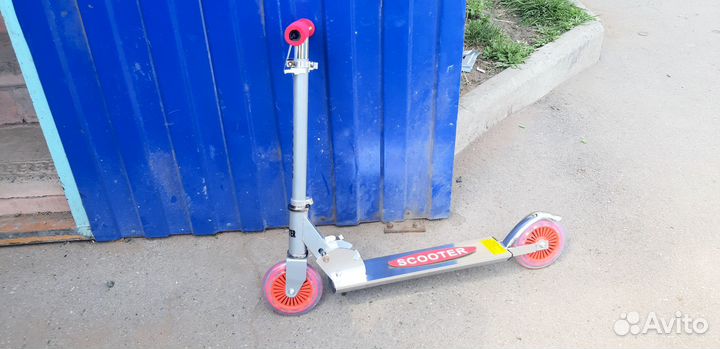 Самокат детский новый