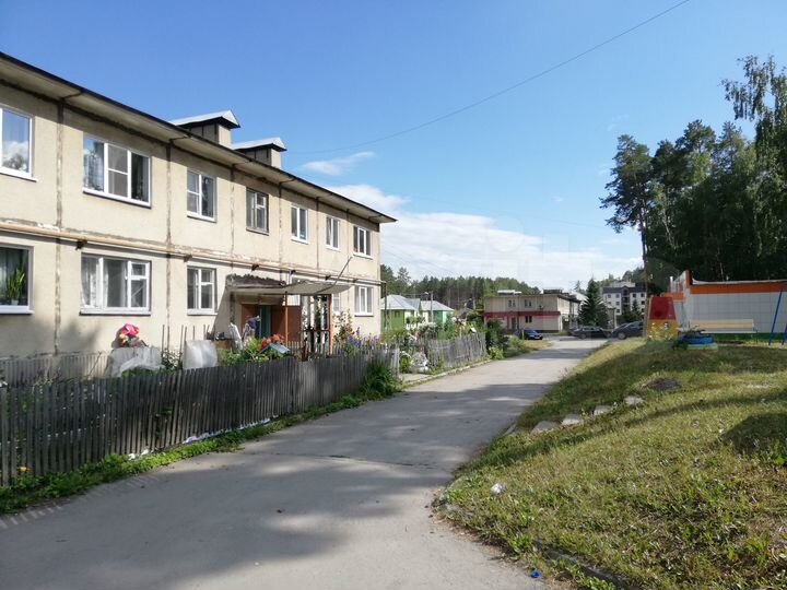 Комната 17,2 м² в 3-к., 1/2 эт.