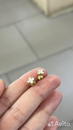 Золотые серьги пусеты