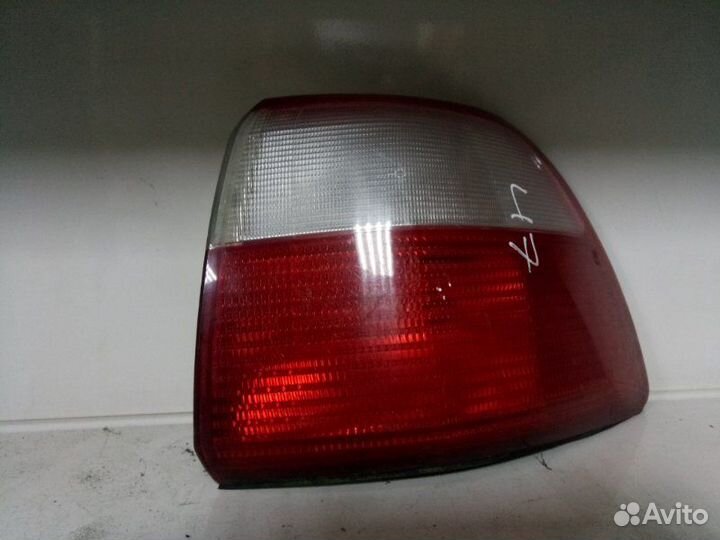 Фонарь задний правый Opel Omega B седан 2002