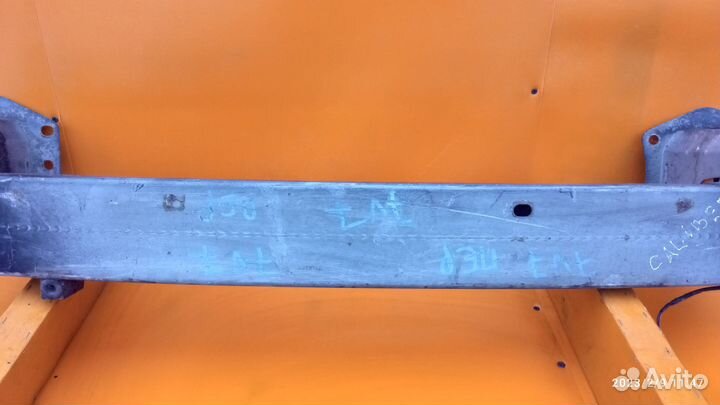 Усилитель переднего бампера для Dodge Caliber