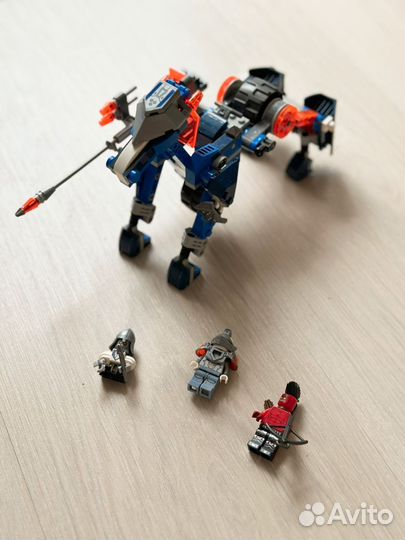 Lego Nexo Knights Робо-лошадь Лэнса (70312)