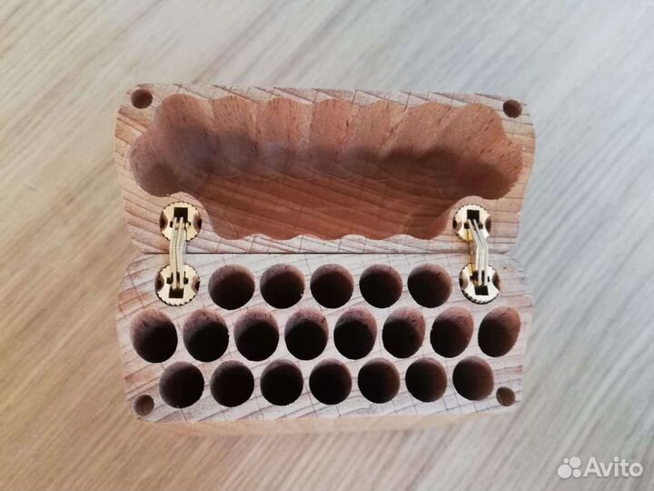 Шкатулки, портсигары, визитницы, развивающие игруш