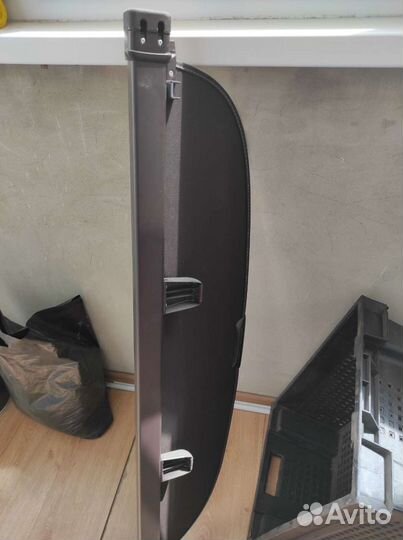 Задняя полка в багажник автомобиля