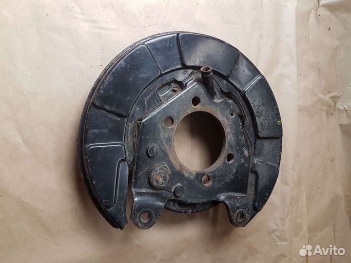 Щит опорный Mitsubishi Lancer 10