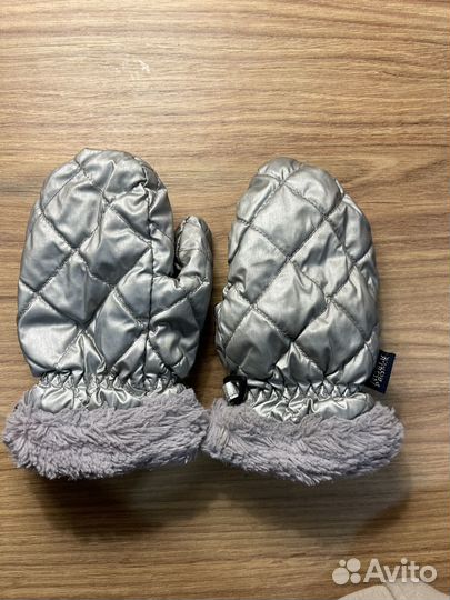 Noble people варежки