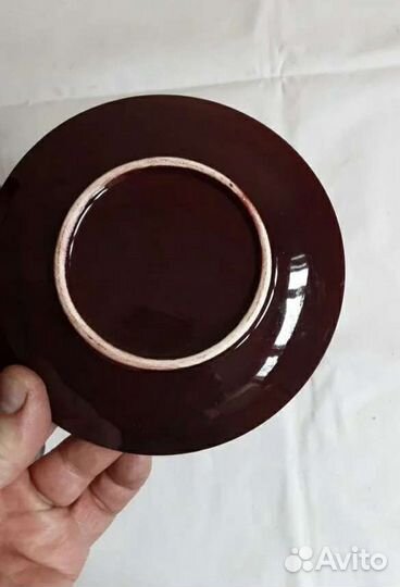 Кувшин со стопками