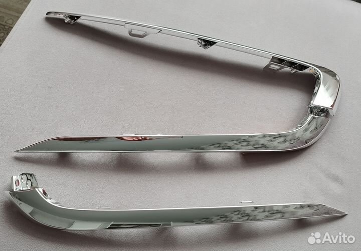 Молдинг переднего бампера иксы Гранта FL