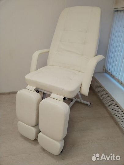 Педикюрное кресло «Астория»