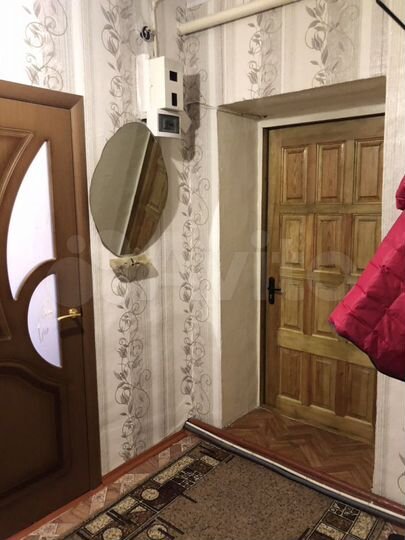 3-к. квартира, 60 м², 1/1 эт.