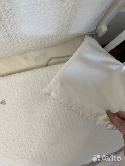 Комплект в детскую кроватку