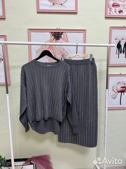 Двойка Кофта с юбкой со стразами