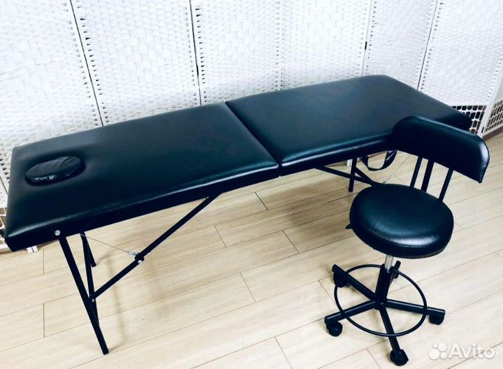 Массажная кушетка