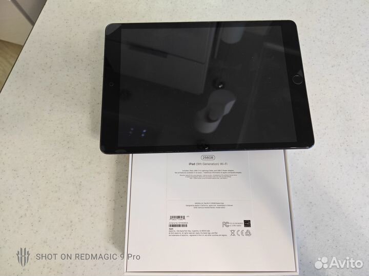 Планшет Apple iPad 9 поколения 256gb