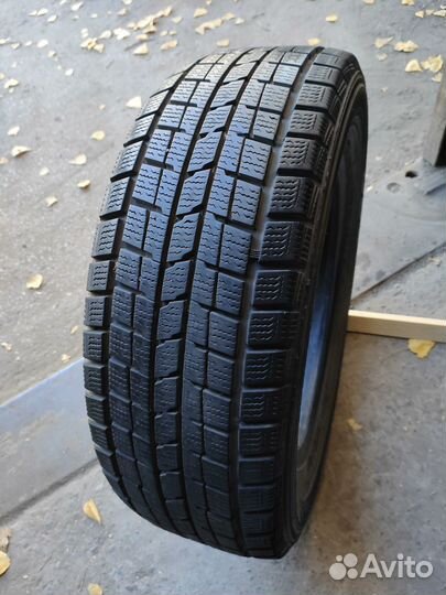 Dunlop DSX 215/60 R16