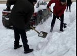 Уборка и чистка снега в ручную