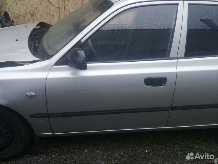 Хендай акцент. На автомате в разборе